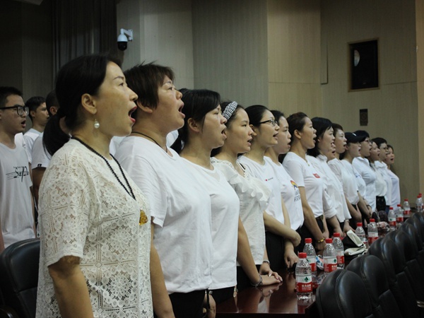 奋进新红星 深情颂祖国8.jpg